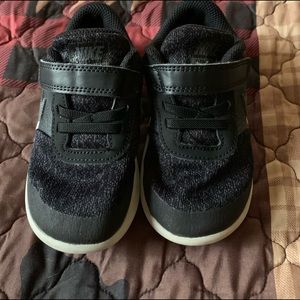 Nike Toddler shoes size 8